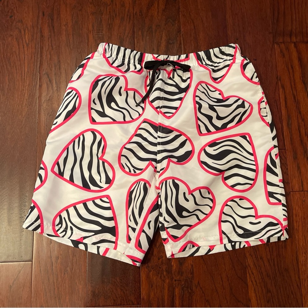 Stylish Men’s Zebra Heart Swim Trunks